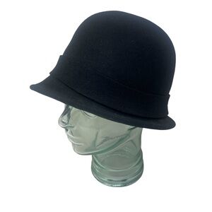 Church Style Women’s Bow & Ribbon Fitted Cloche Hat Size One Size